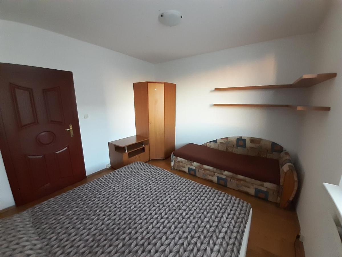 Apartman Family Poprad Exteriör bild
