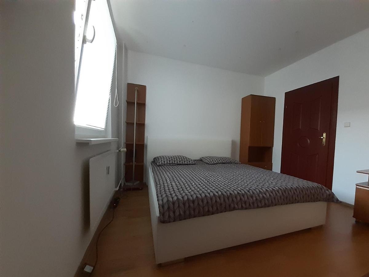 Apartman Family Poprad Exteriör bild
