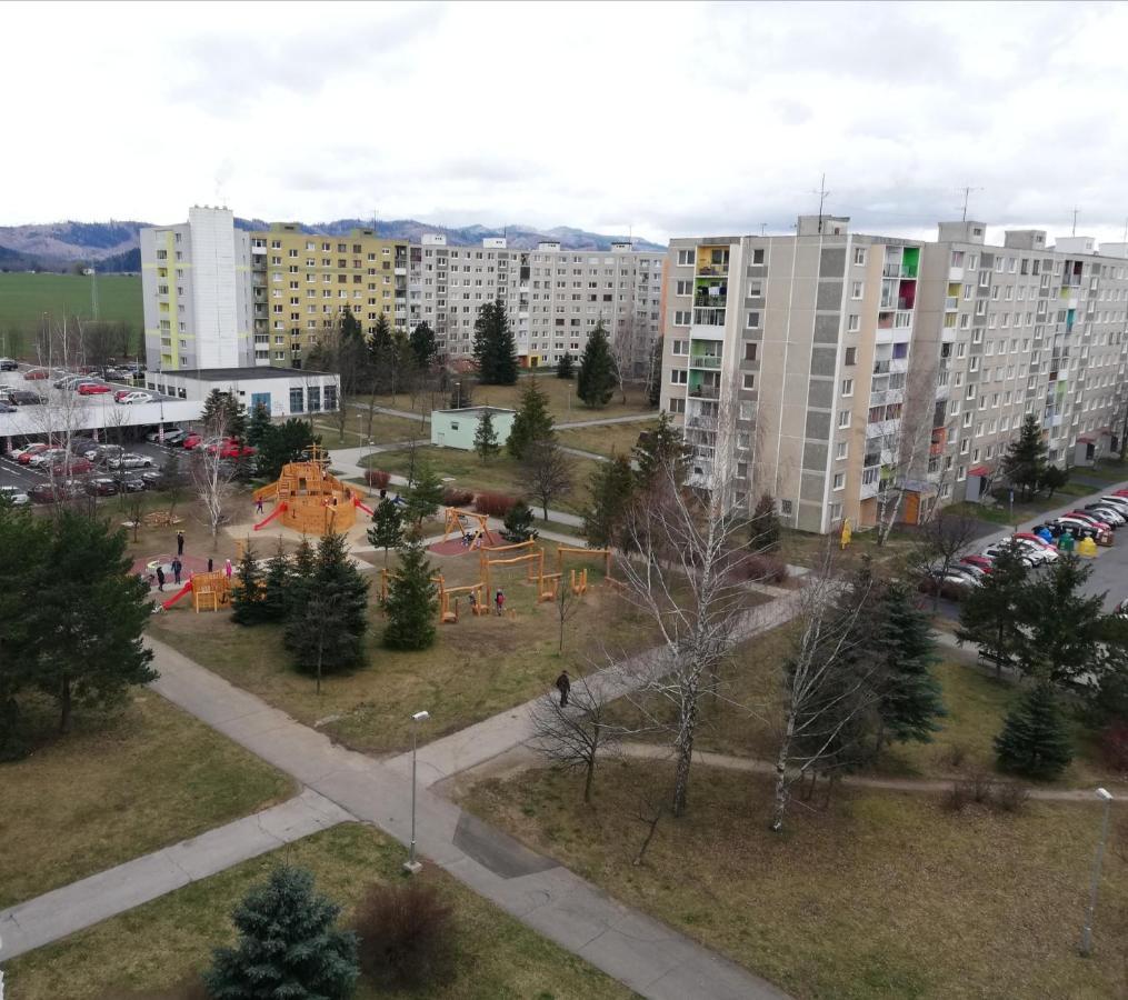 Apartman Family Poprad Exteriör bild